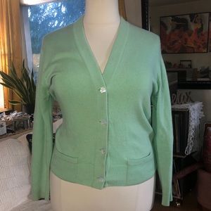 Rare 1950’s - cashmere cardigan sweater- mint green pockets - volup XL